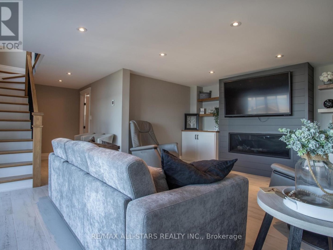47 KENHILL BEACH ROAD, Sturgeon Lake