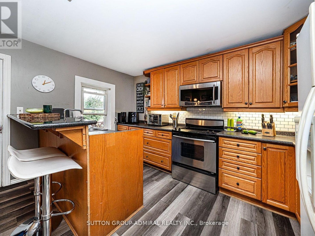 1662 PENLEY ROAD, Severn