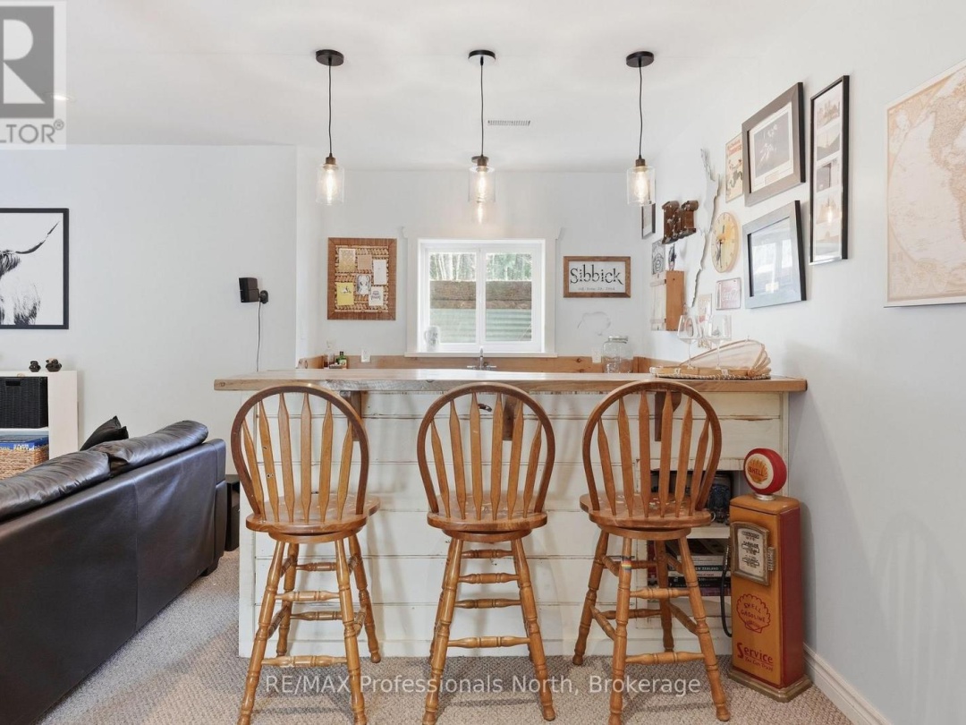 1289 PURBROOK ROAD, Bracebridge (Draper)
