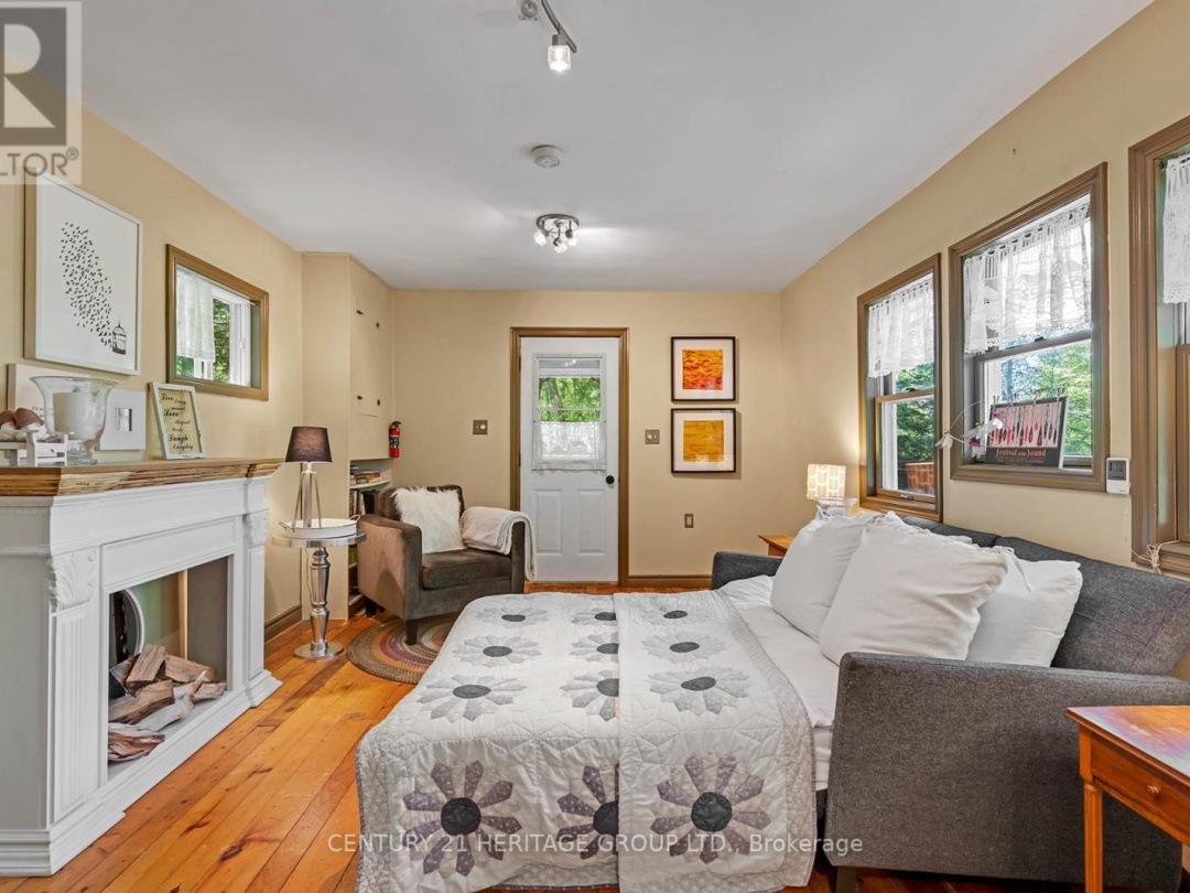 46 GODDARD CRESCENT, 