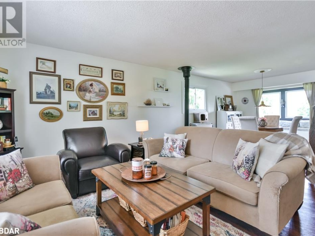 23 CONDER Drive, 