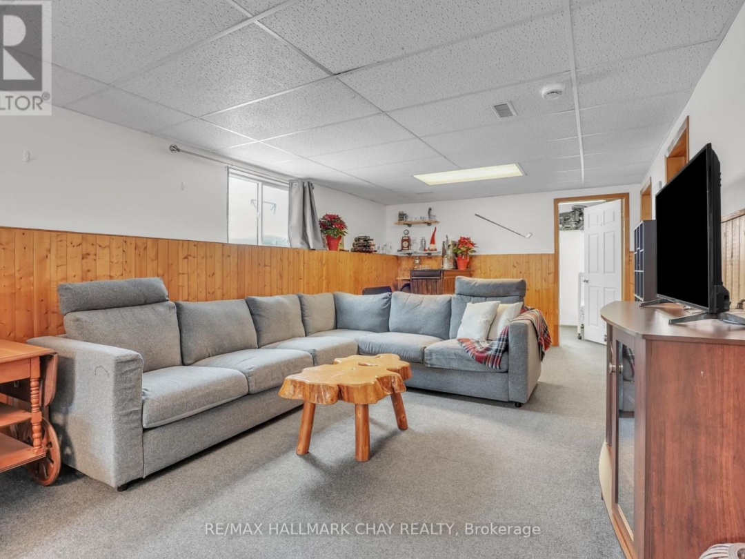 149 OSBORNE STREET, Tay (Victoria Harbour)