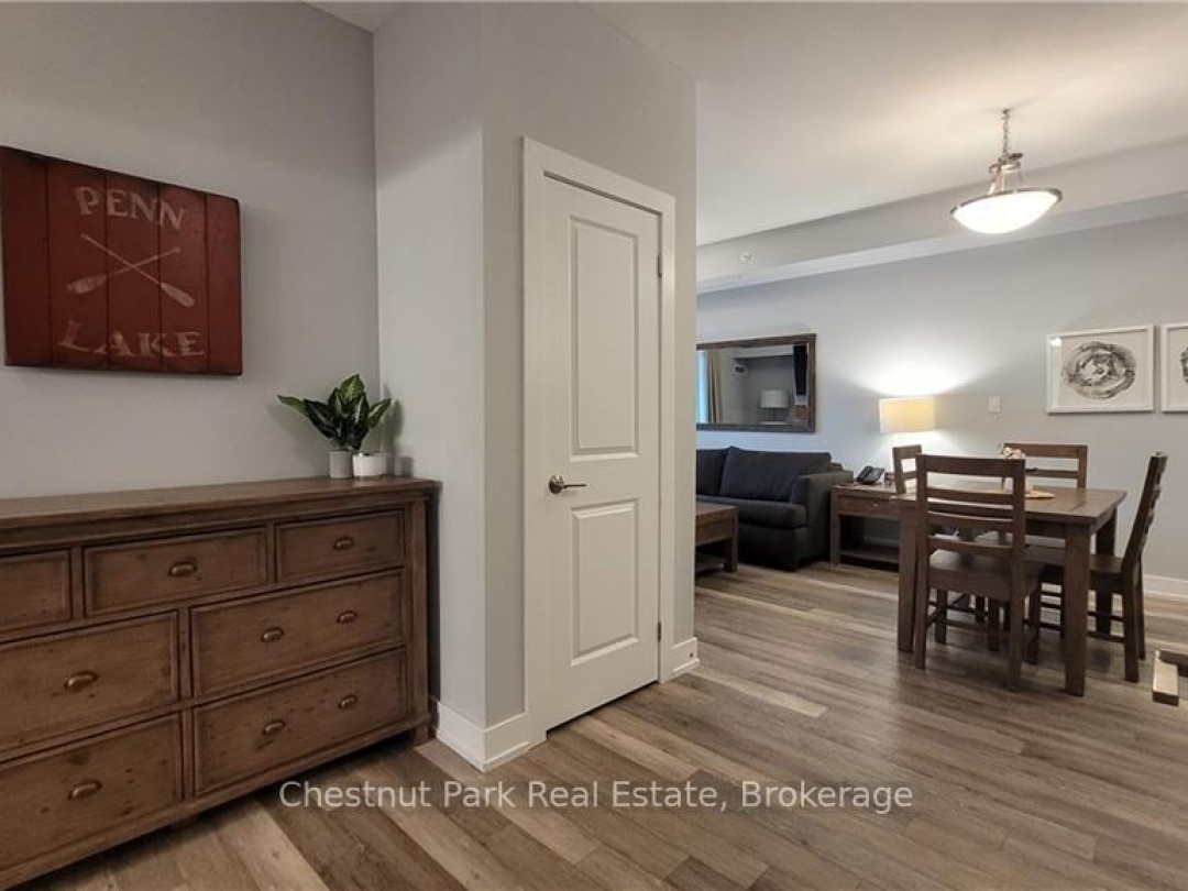 330 - 25 PEN LAKE POINT ROAD, 