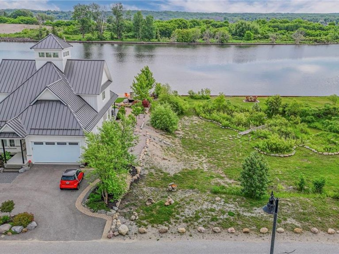 15 Dock Lane Unit# 8, Georgian Bay