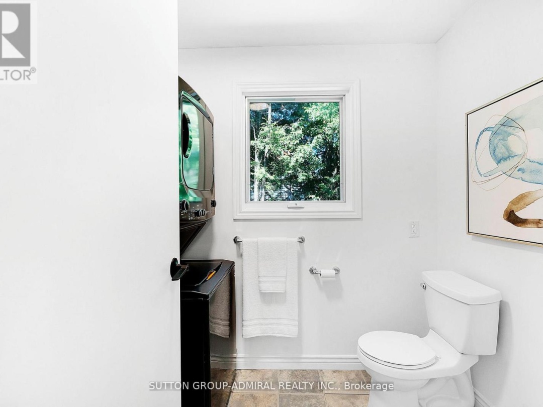 2232 LAKESHORE DRIVE, 