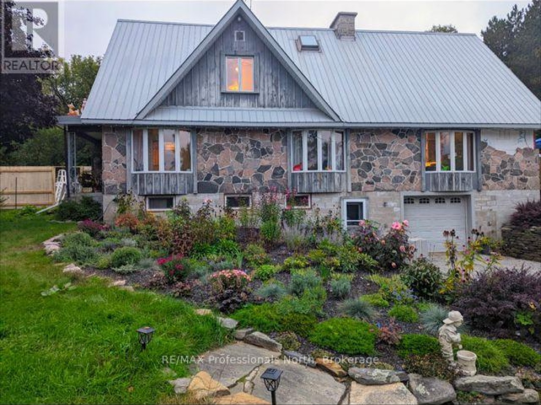 2481 NORTH SHORE ROAD, Algonquin Highlands (Stanhope)