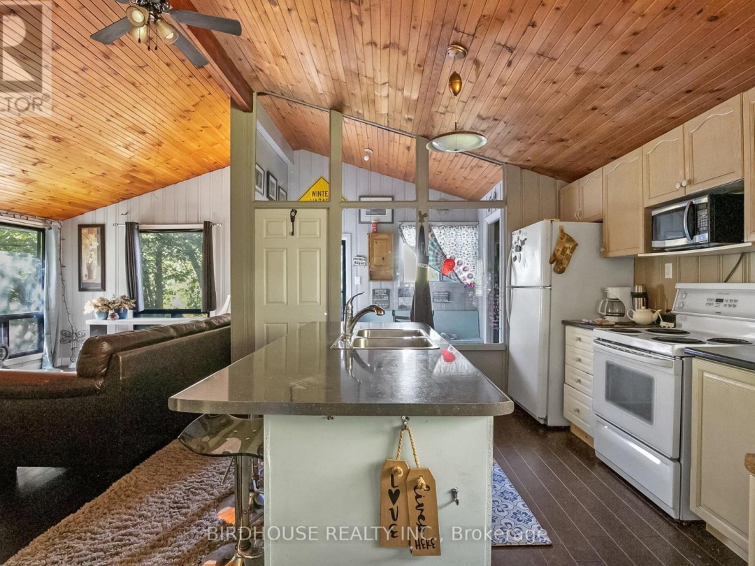 15 CEDAR NOOK ROAD, Shadow Lake