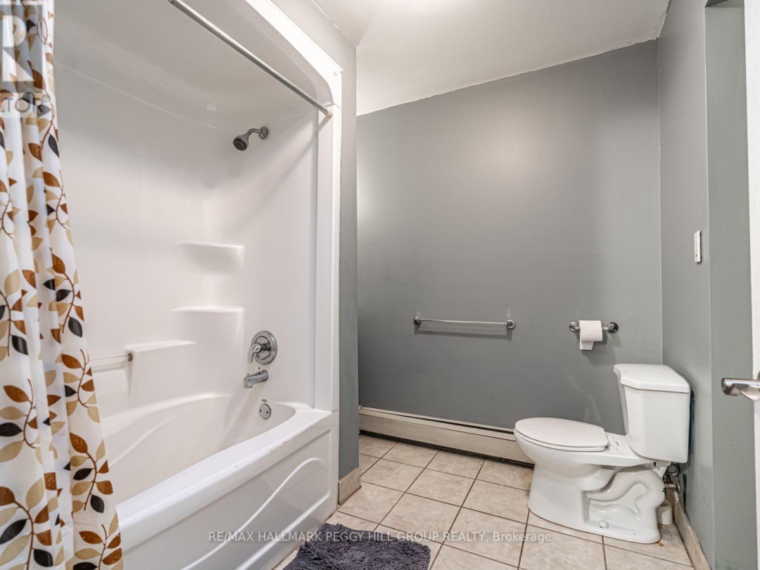 4 CLOVER COURT, Crego Lake