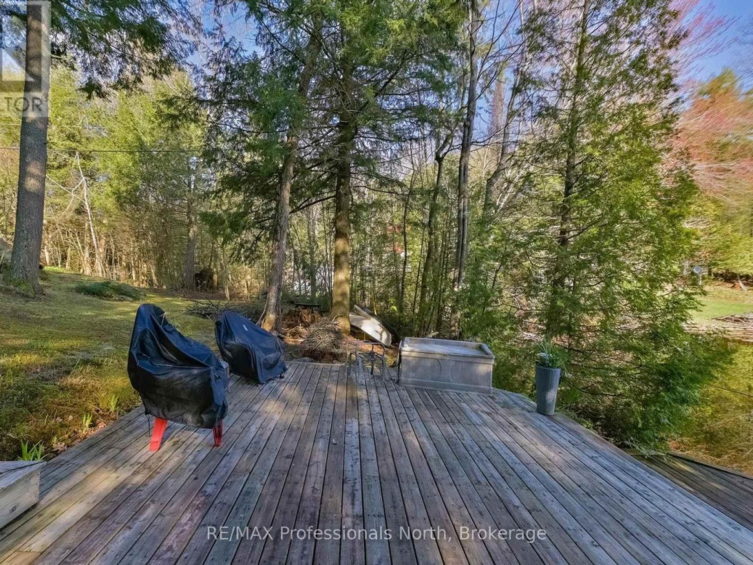 1392 TENNYSON ROAD, Bob Lake