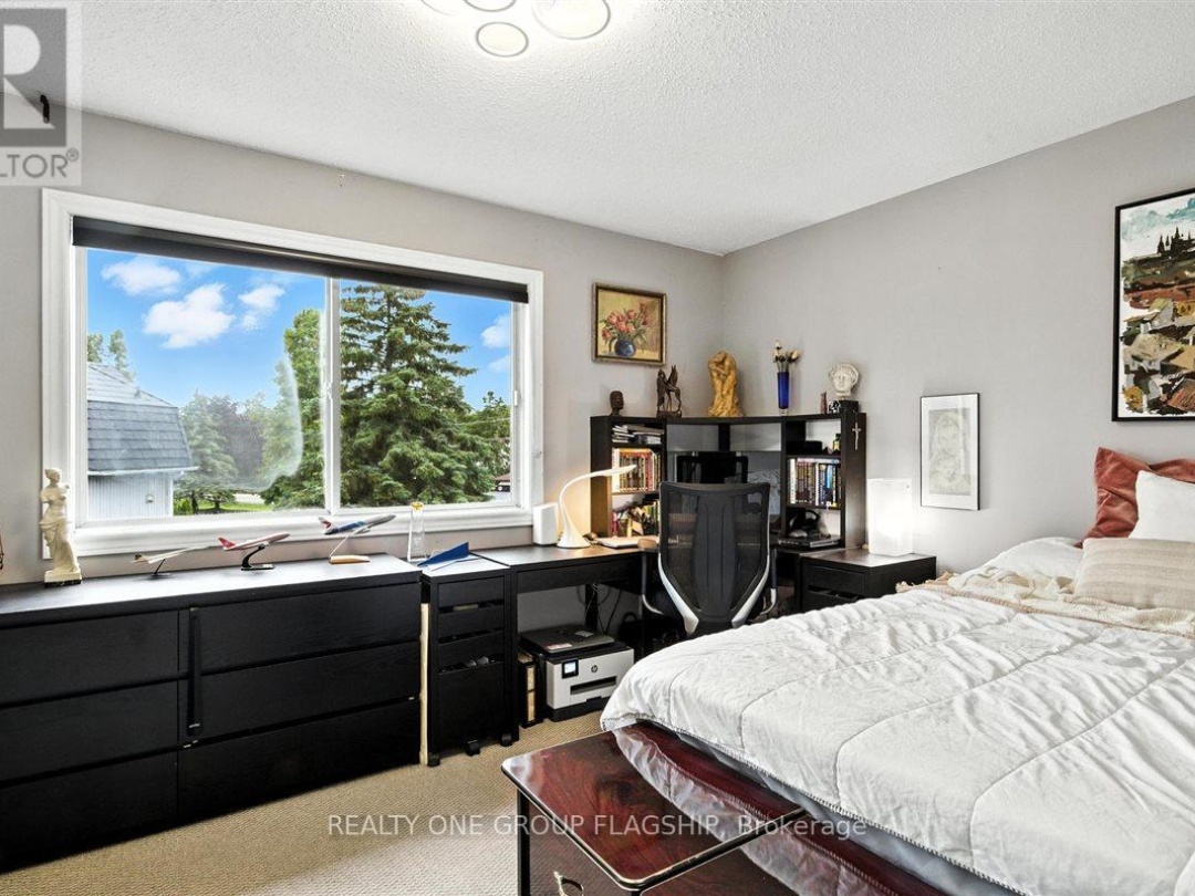 12 - 24 LAGUNA PARKWAY, Lake Simcoe