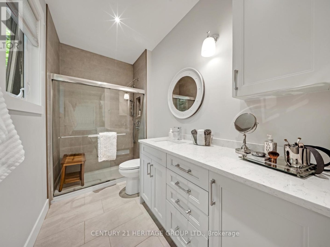 46 GODDARD CRESCENT, Otter Lake