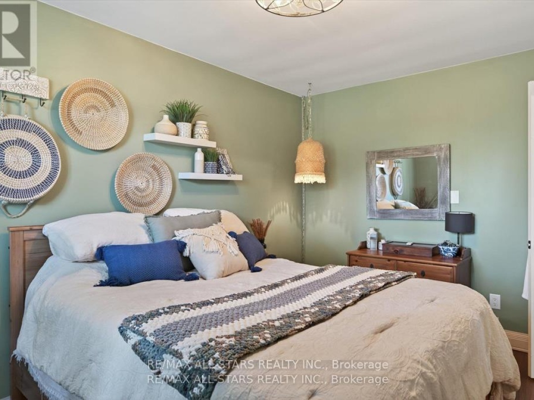 34 WILLIAM STREET, Kawartha Lakes (Bobcaygeon)
