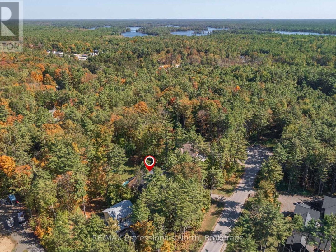 1034 XAVIER STREET, Gravenhurst (Morrison)
