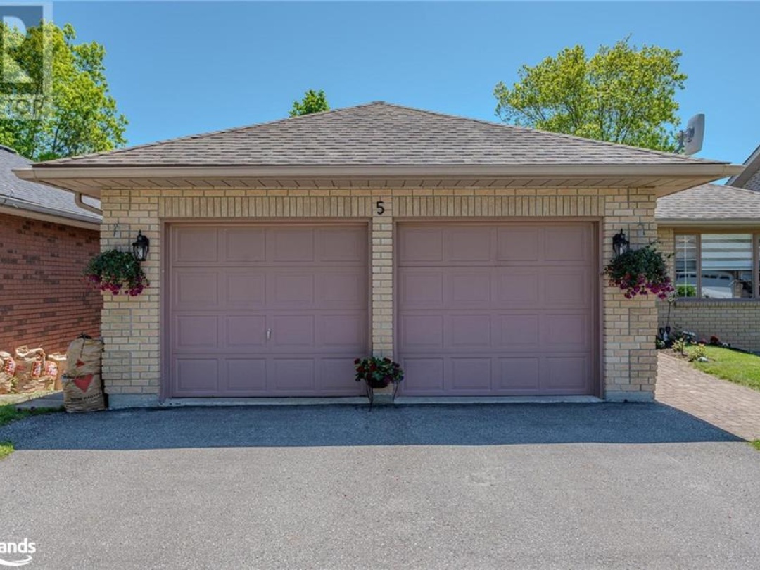 5 Hillview Drive, Bobcaygeon