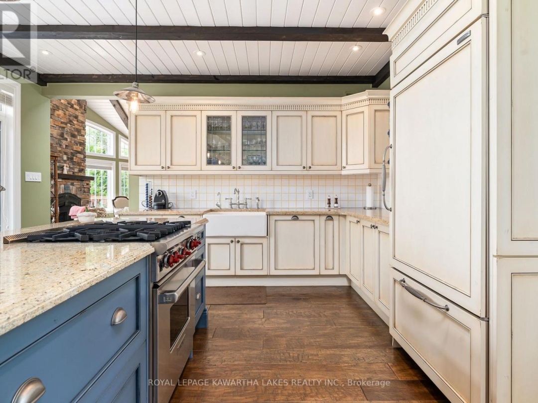 1484 COUNTY ROAD 8, 