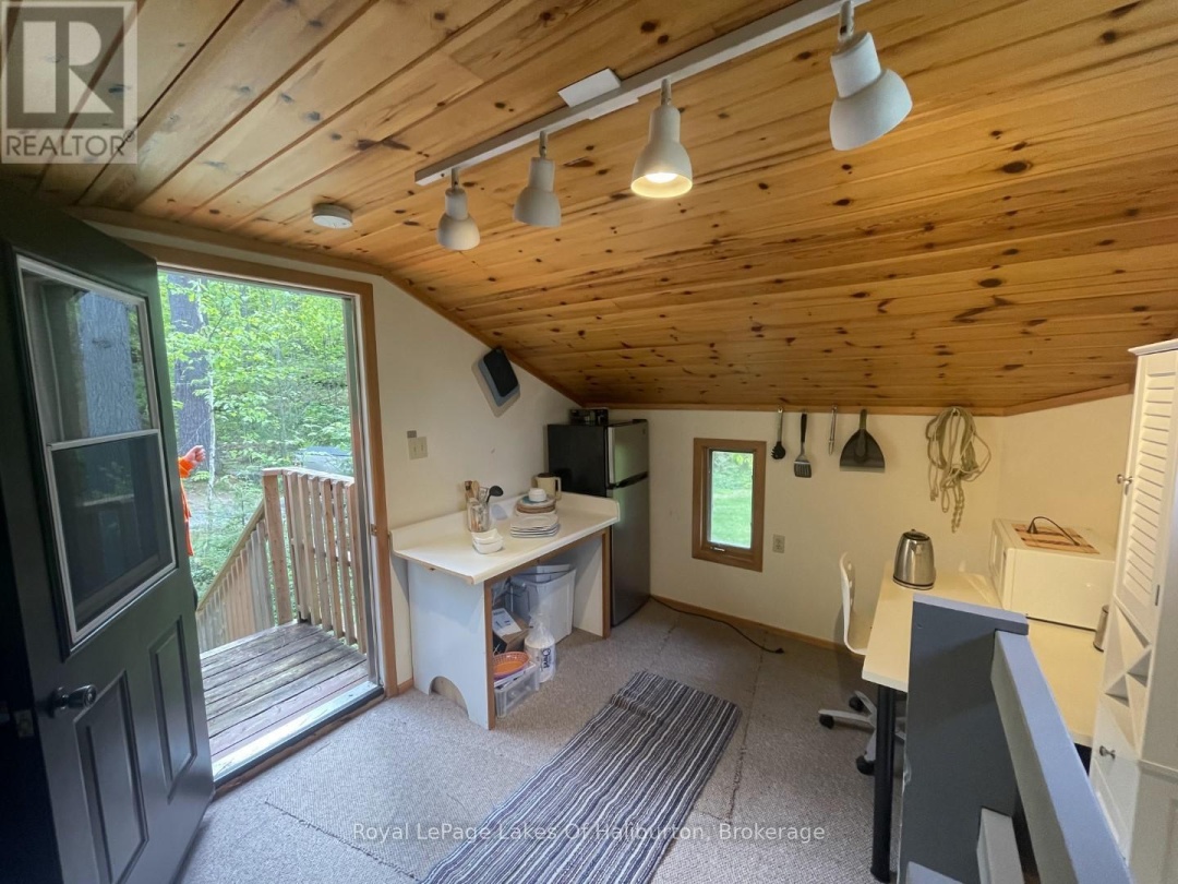 1029 CAM-WALT TRAIL, Gull Lake
