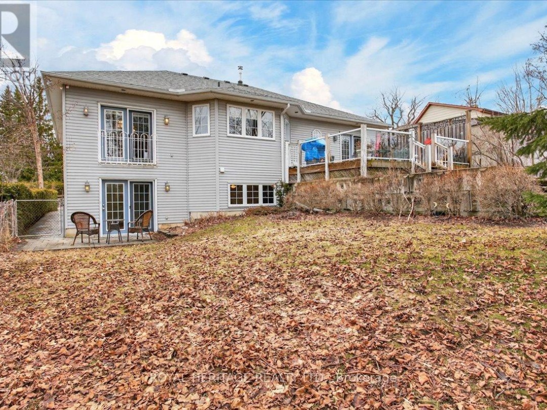 4 KENNEDY DRIVE, Kawartha Lakes (Fenelon Falls)