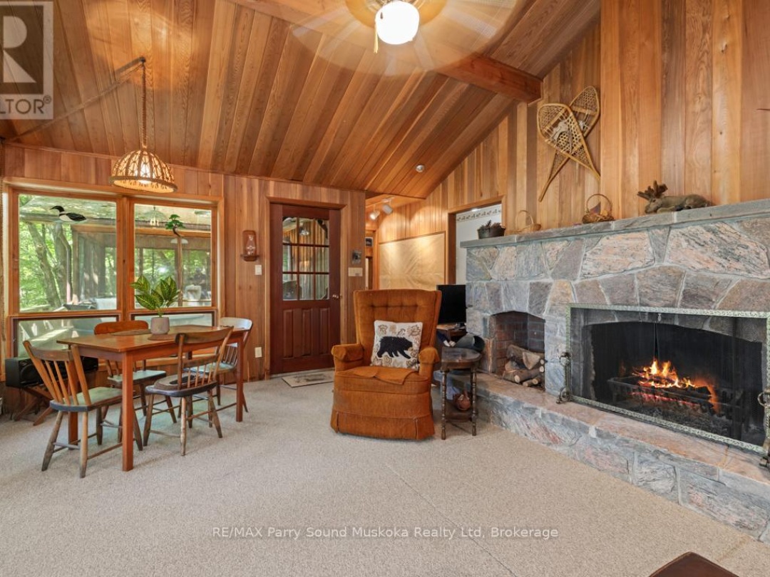 20 PRIOR LANE, Otter Lake