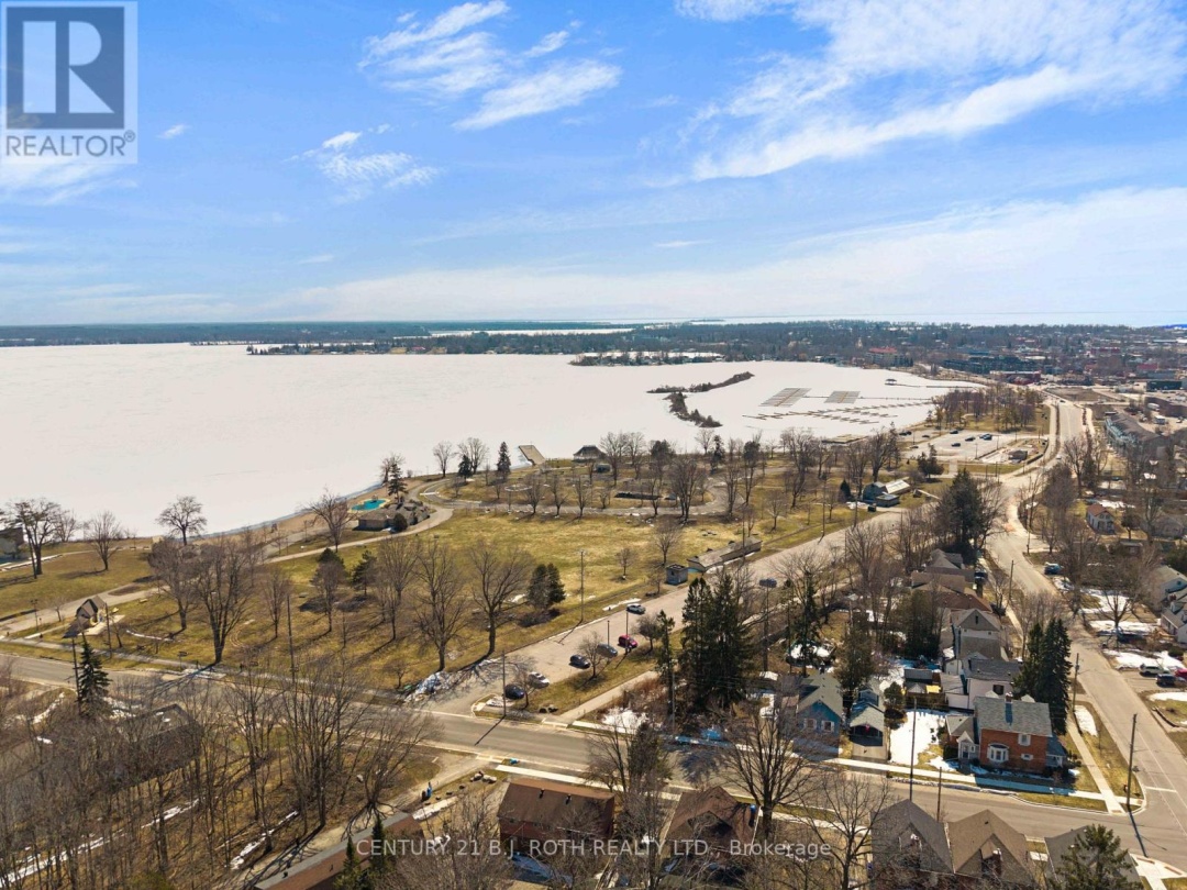 184 BORLAND STREET E, Orillia