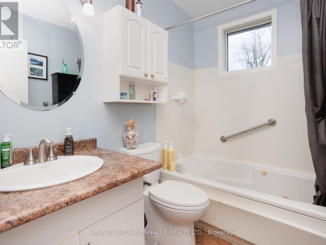 7 HAWK STREET, Kawartha Lakes (Eldon)