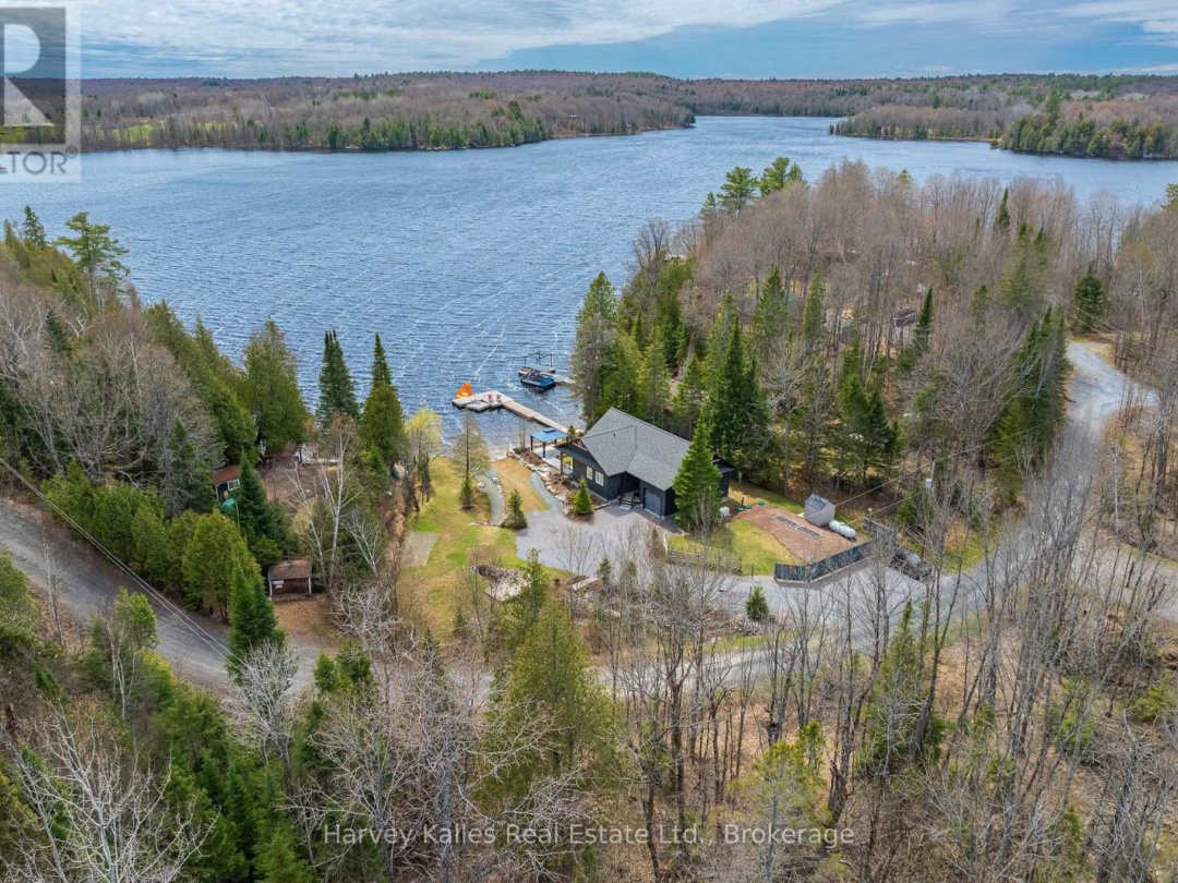 41 SUNSET COVE ROAD, Blackwater Lake