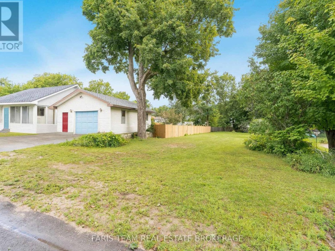 305 OUIDA STREET, Tay (Waubaushene)