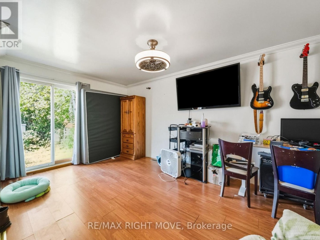 122 ELGIN STREET, 