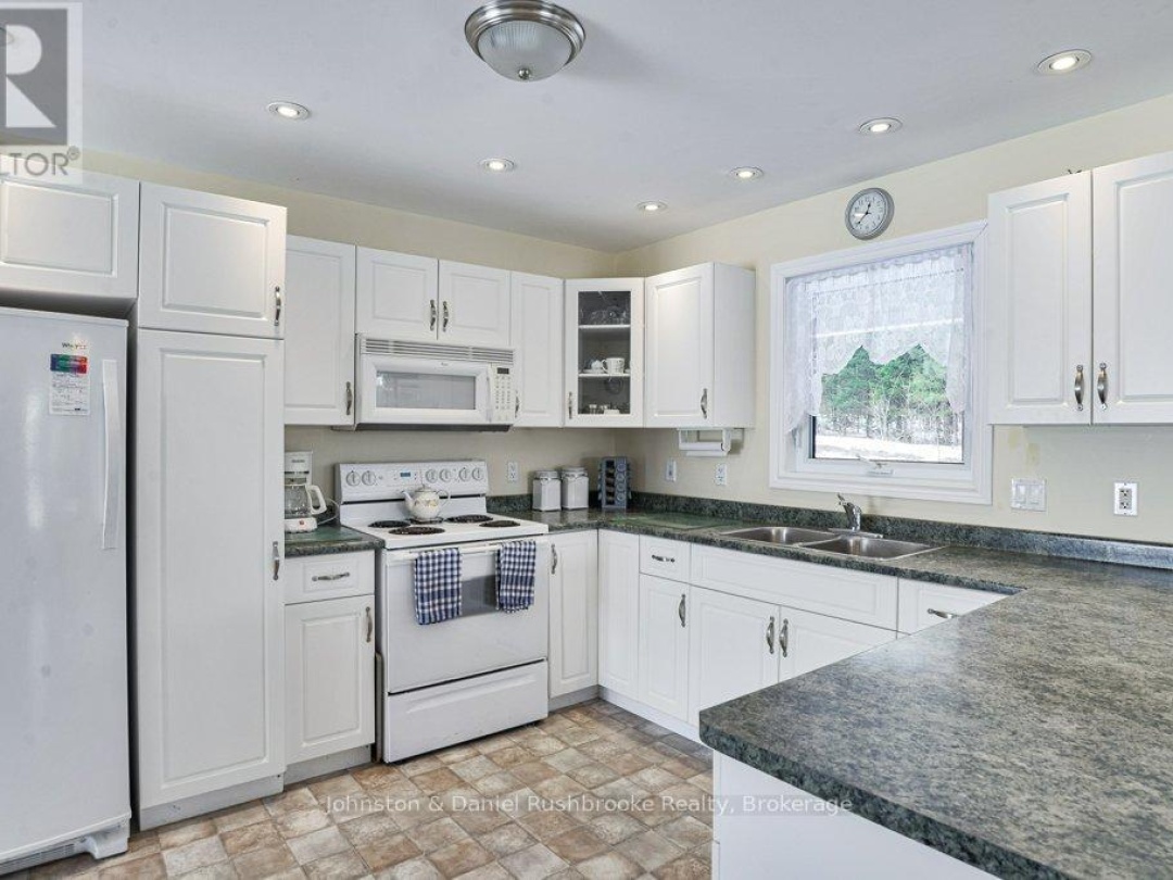 1009 MERKLEY ROAD E, Gravenhurst (Ryde)