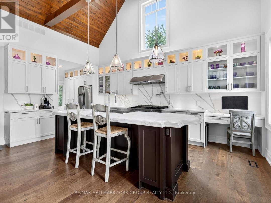 10 GRILLS ROAD, Lake Scugog