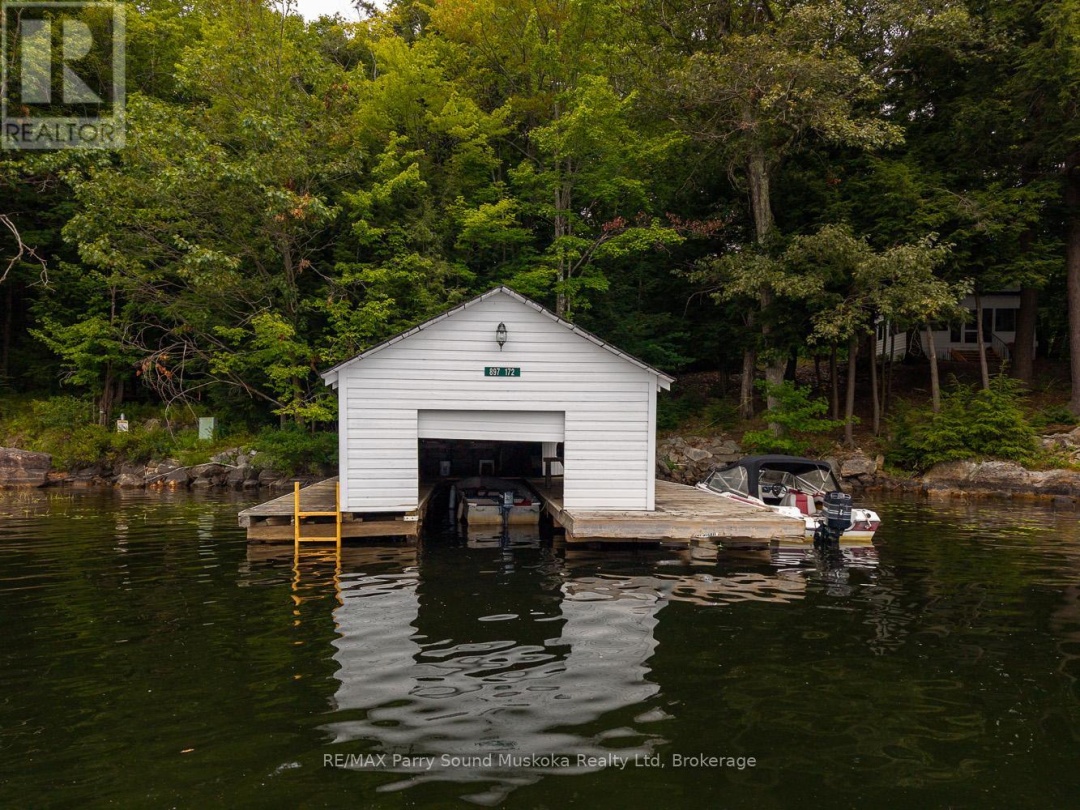 897 172 WA HORSESHOE LAKE, Horseshoe Lake