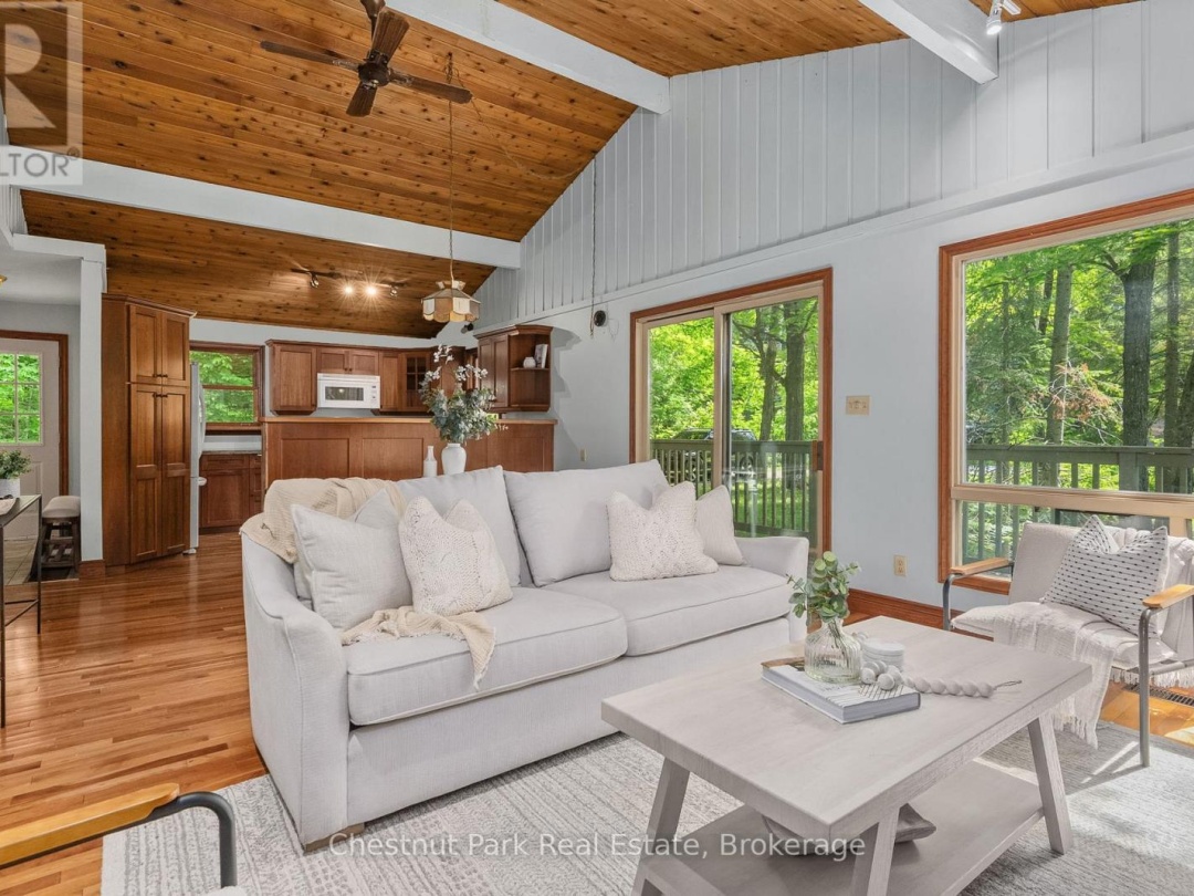 115 WOODLAND DRIVE, Huntsville (Chaffey)