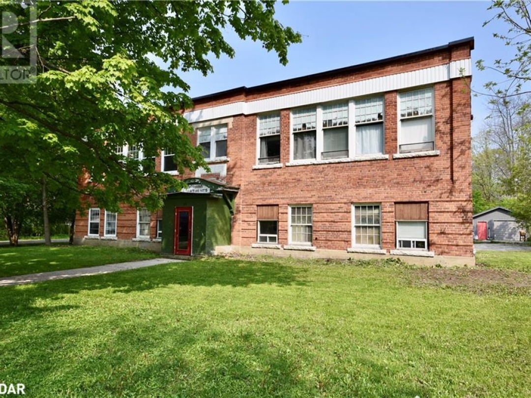 12 HARRIET Street, 