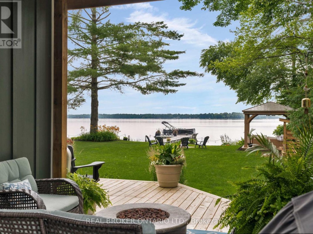 3239 CRESCENT BAY ROAD, 