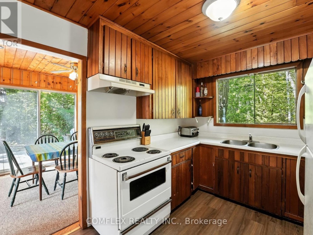 633 GRAND ISLAND, 