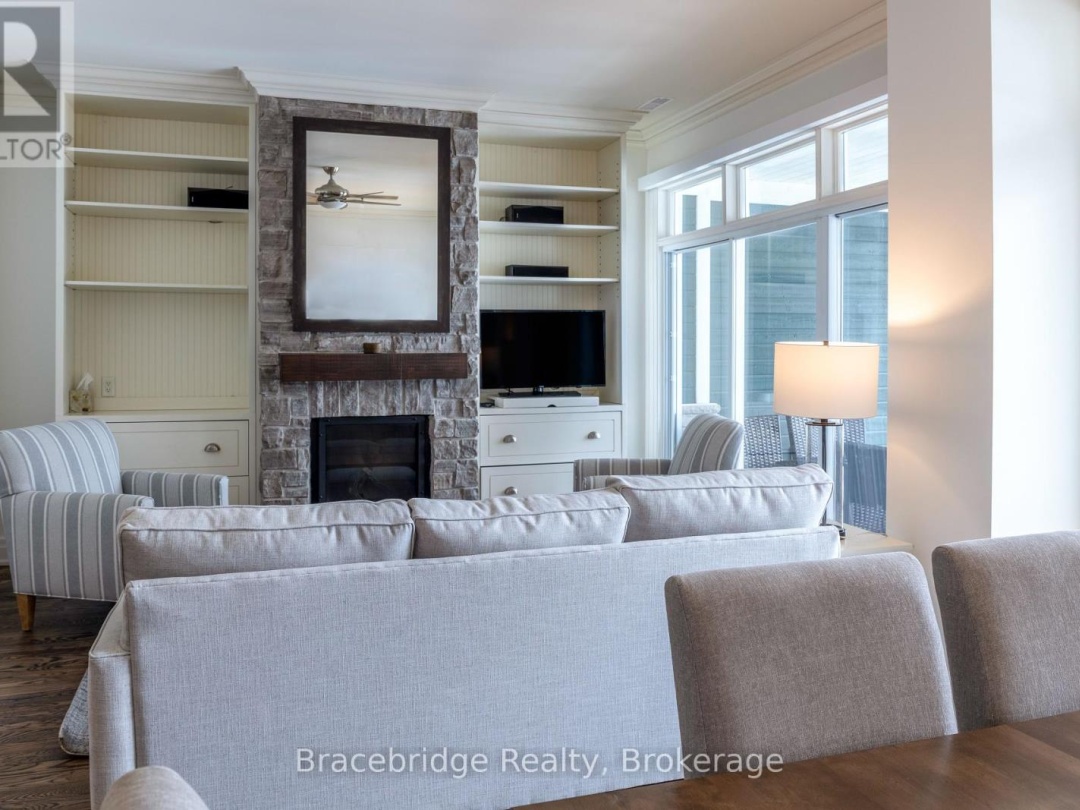 A201-D1 - 1869 MUSKOKA 118 ROAD W, 