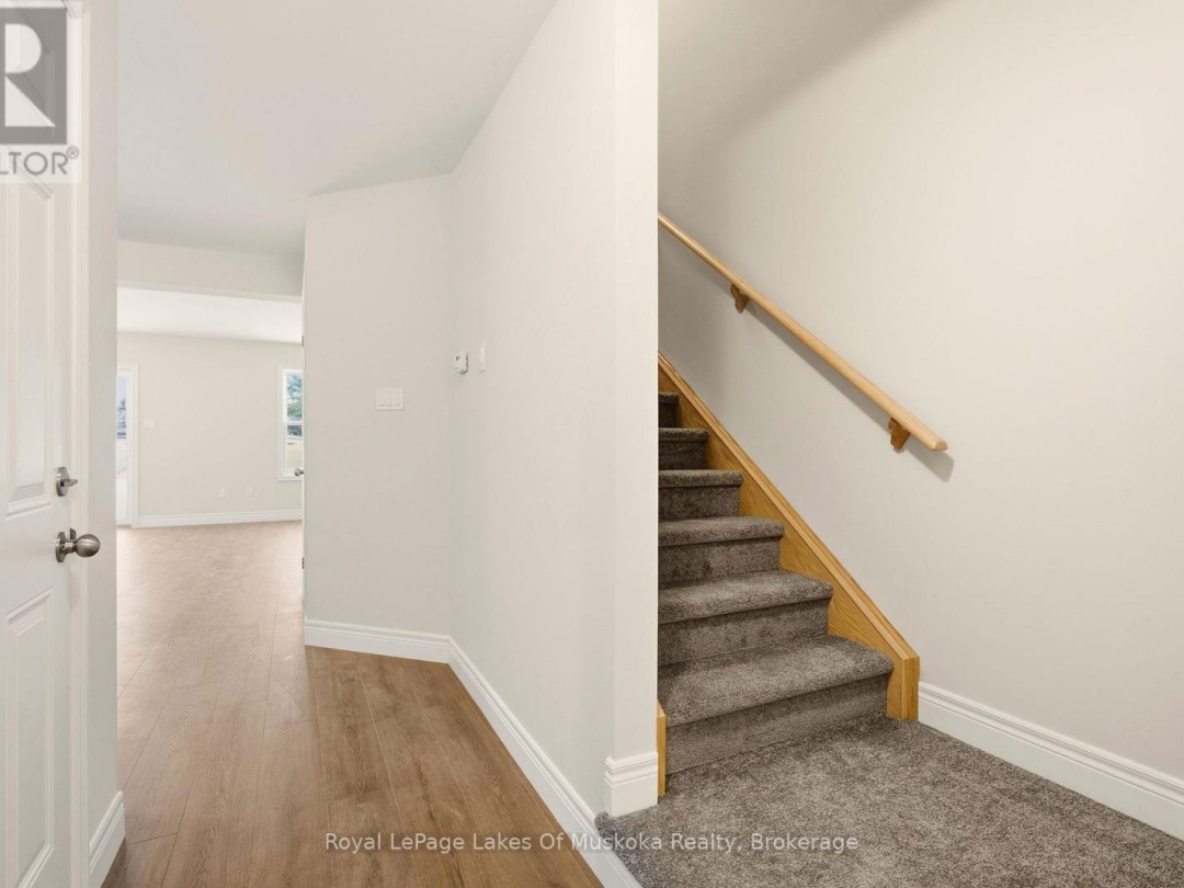 17 MCCONNELL CRESCENT, Bracebridge (Macaulay)