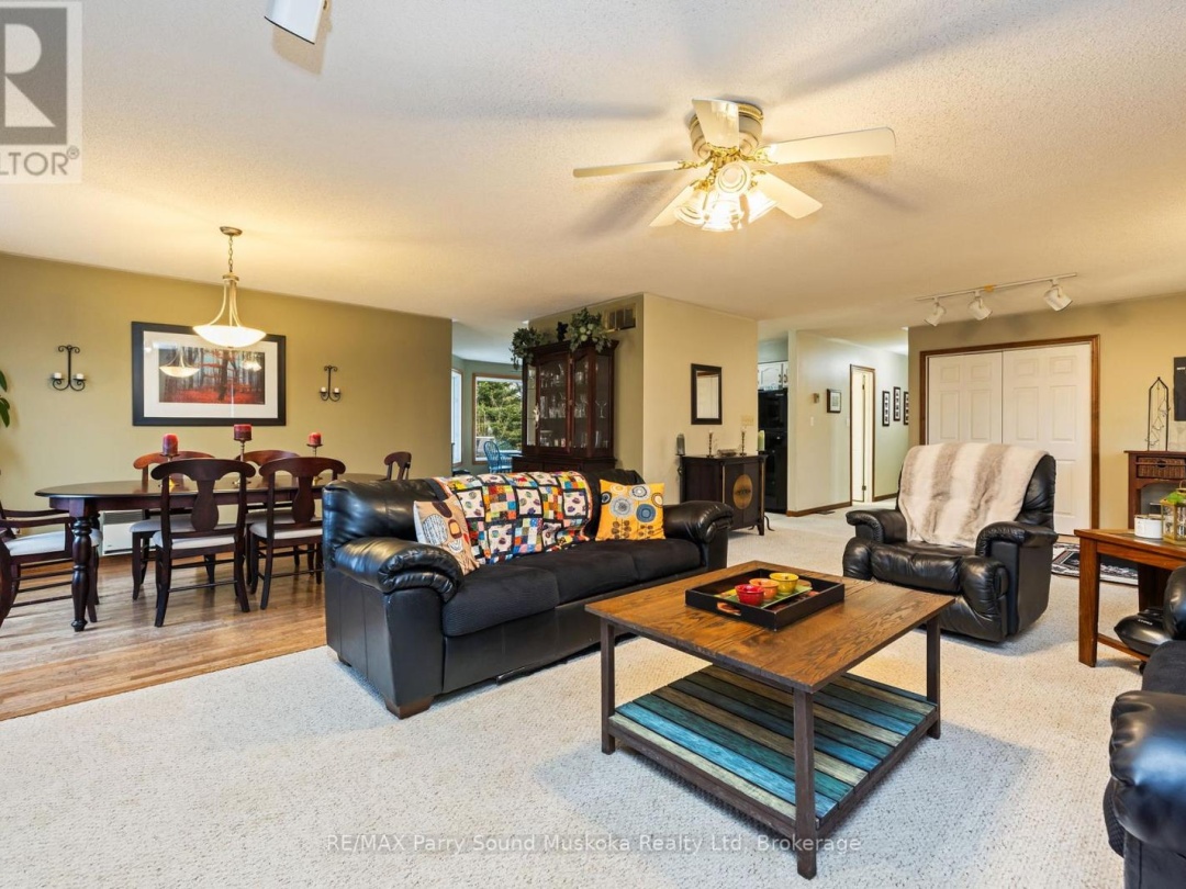 54 PINERIDGE DRIVE, McDougall