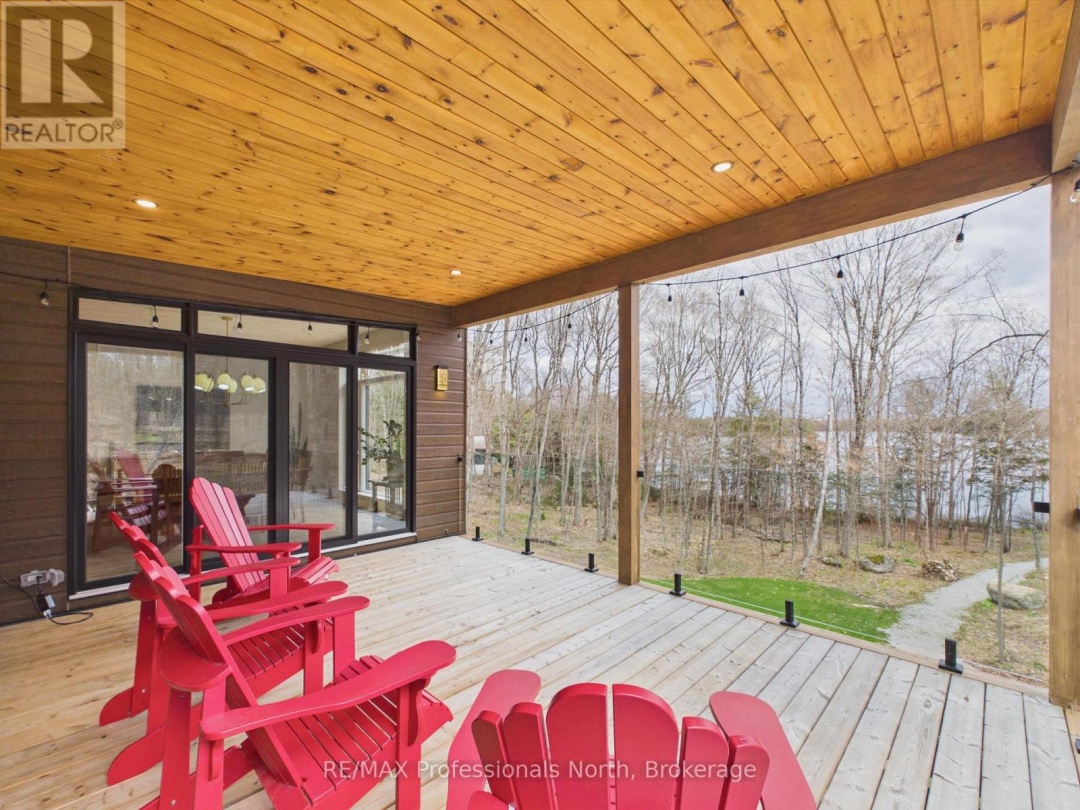 1011 OLD COTTAGE ROAD, Mckay Lake