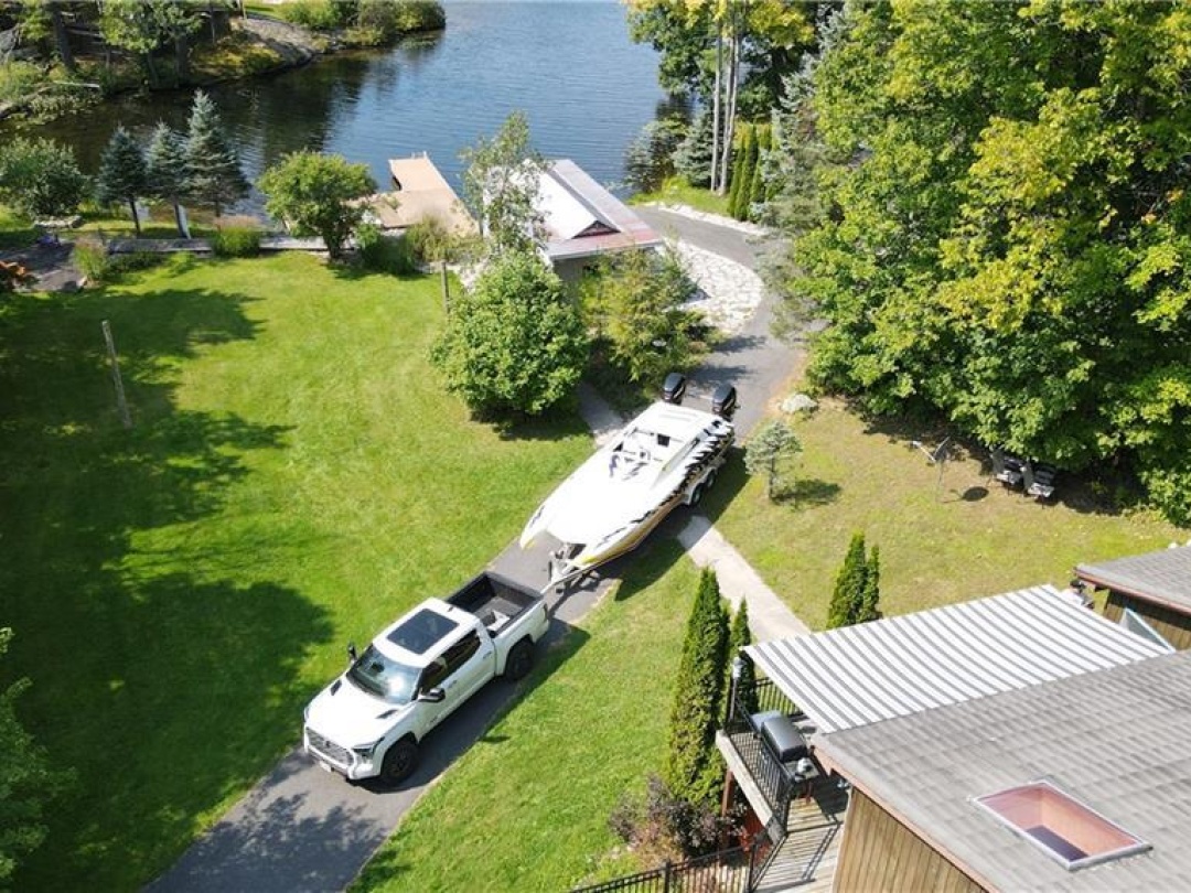 4372 Conners Bay Lane, Severn Lake