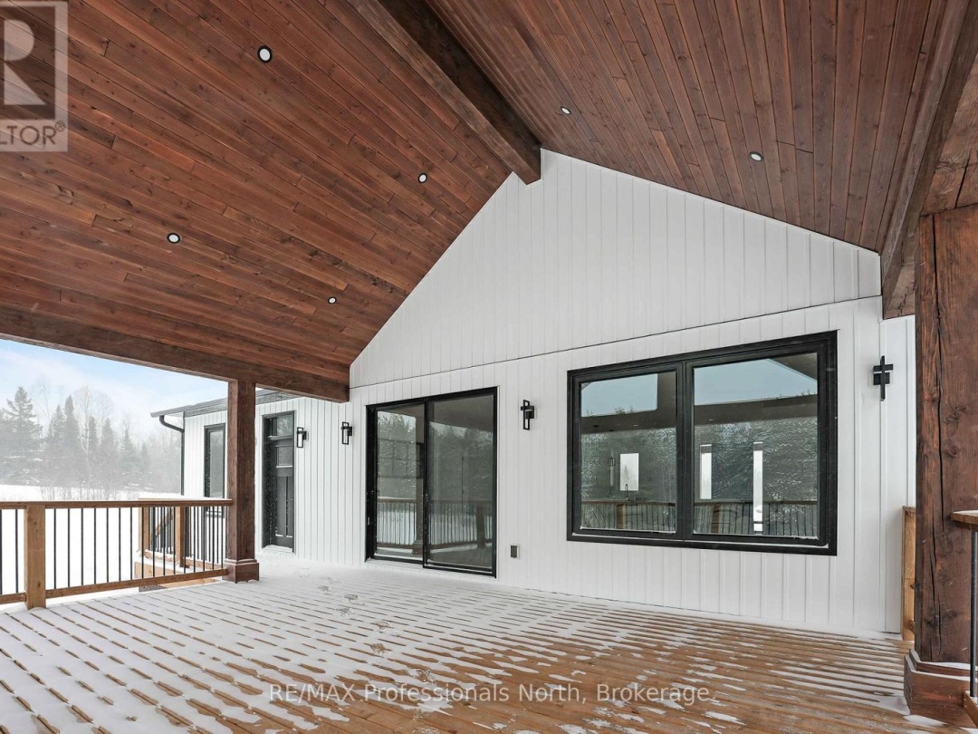 1058 PIPER GLEN ROAD, Minden Hills (Snowdon)