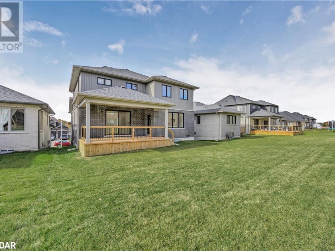 3033 Sierra Drive, Orillia