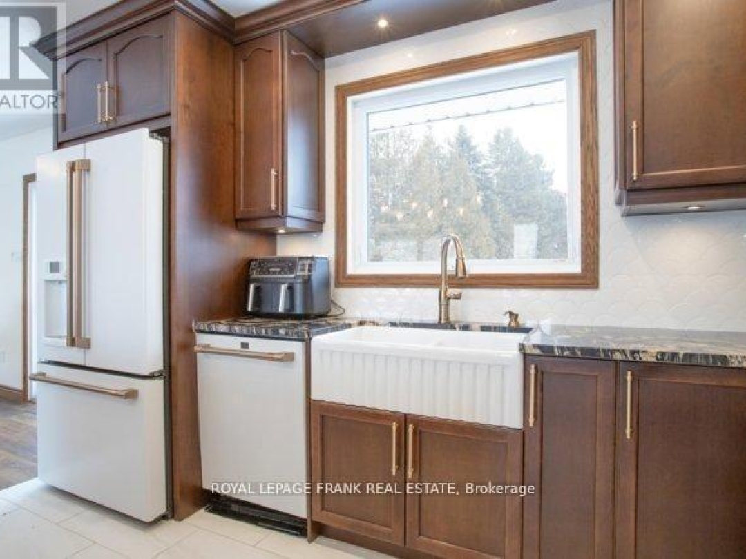614 KENSTONE BEACH ROAD, Kawartha Lakes (Verulam)
