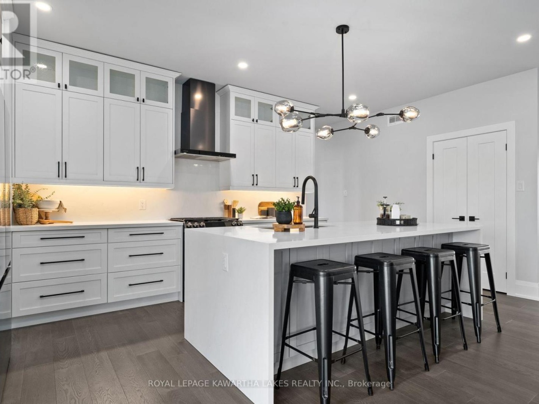1270 COUNTY ROAD 121, 