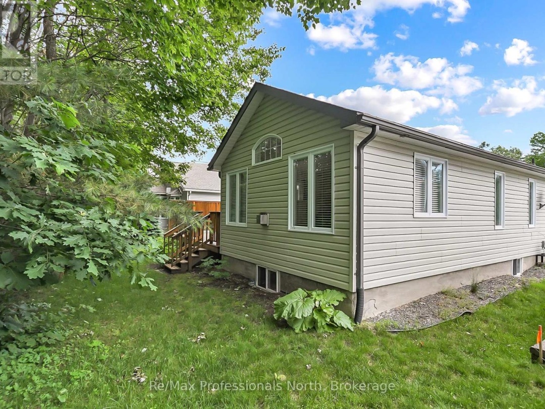 136 HEDGEWOOD LANE, 