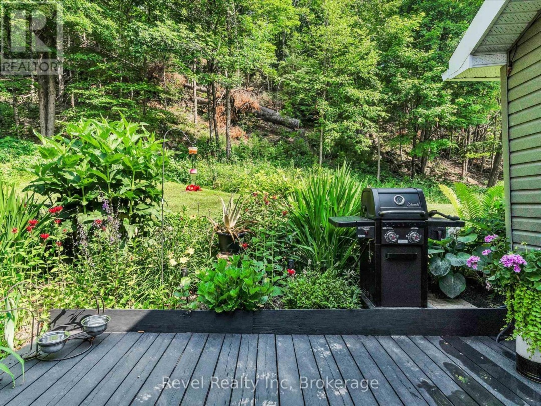 1070 OLD VICTORIA ROAD, 
