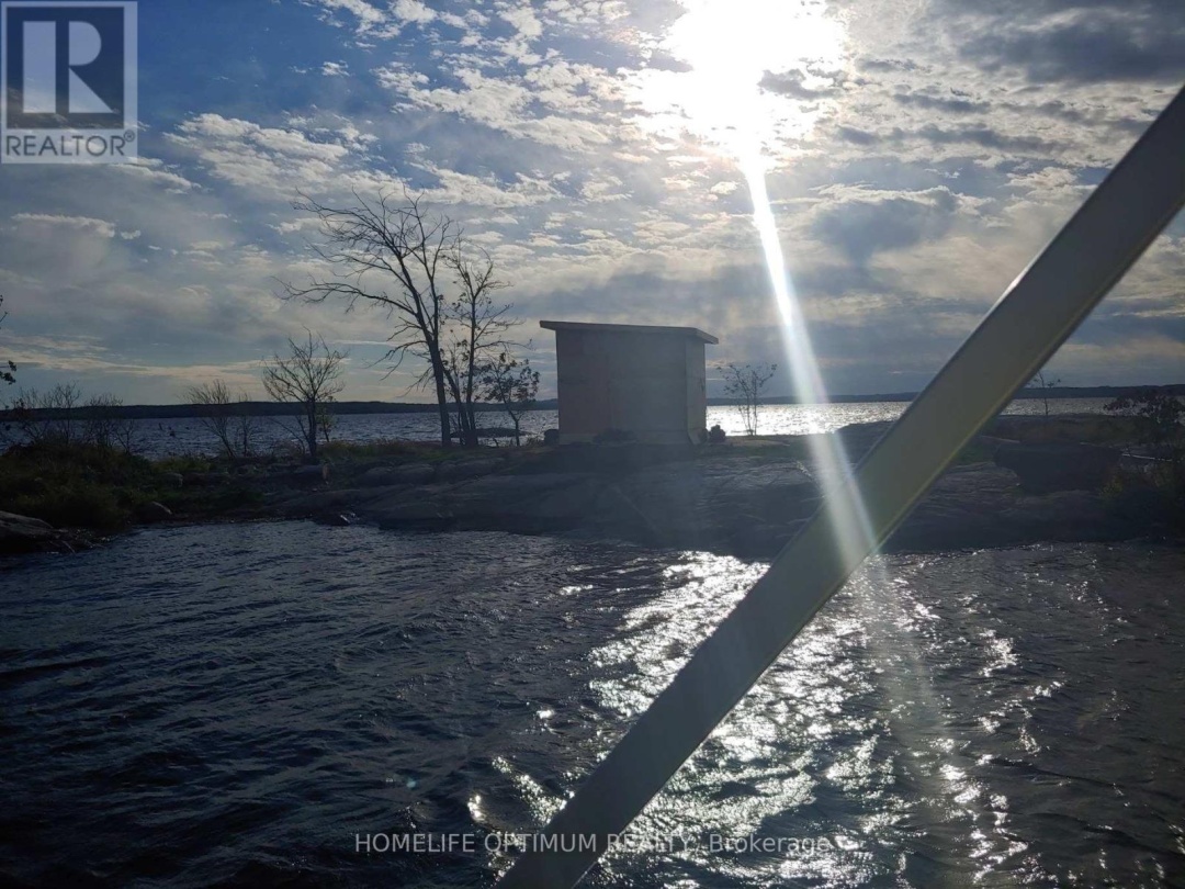 70 GEORGIAN BAY ISLAND, Georgian Bay