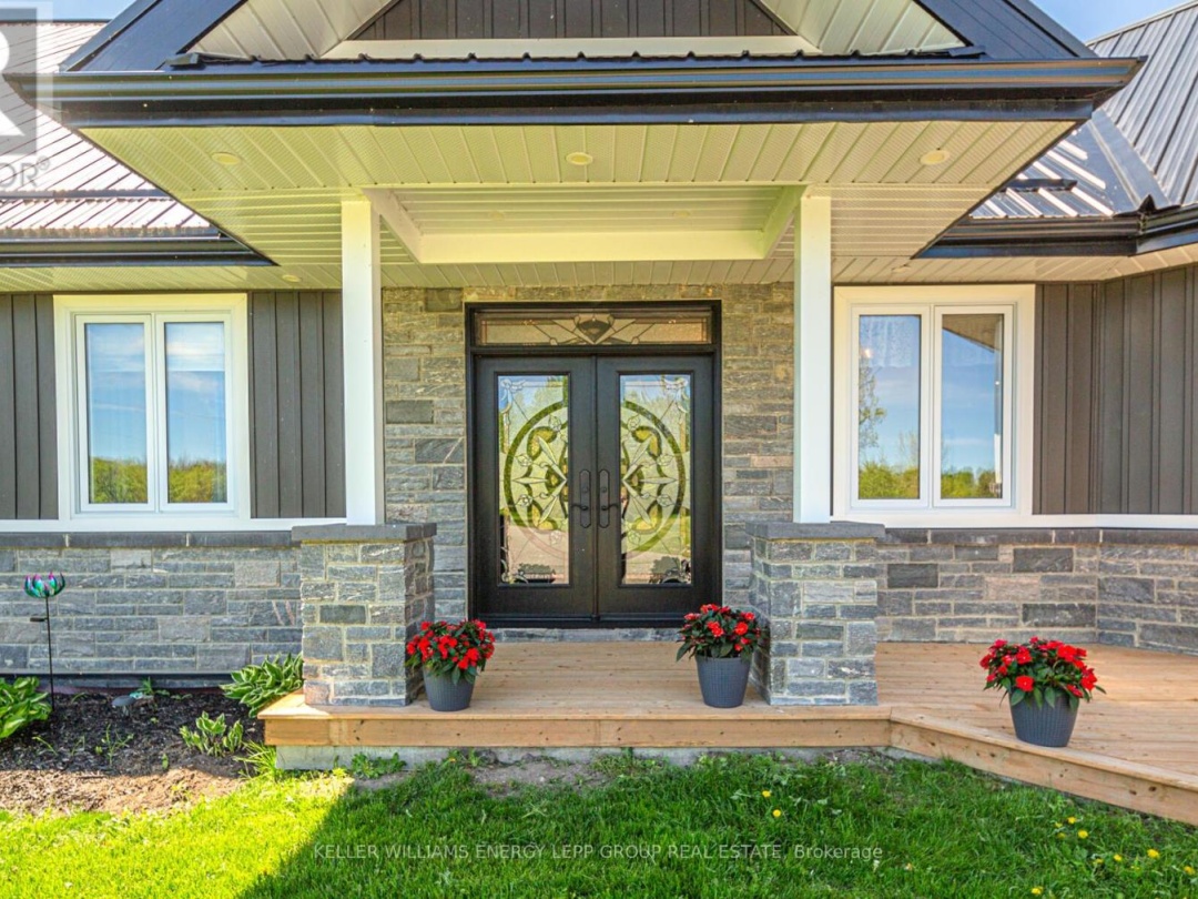 44 Ball Point Road, Kawartha Lakes (Mariposa)
