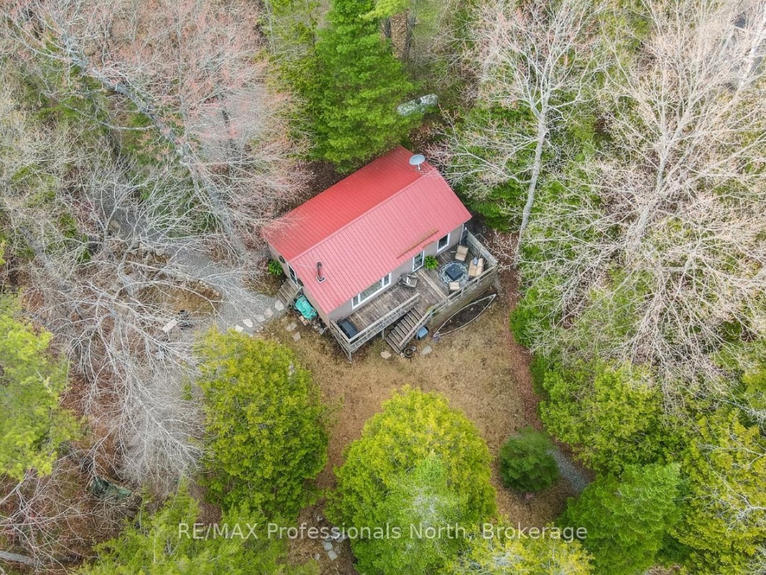 1107 PLUTO TRAIL, Boyne Lake