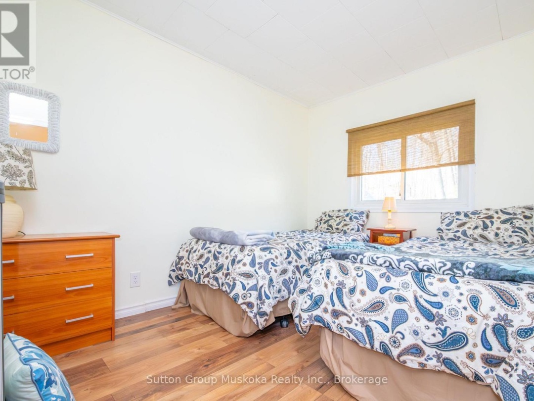 562 AND 568 EAST WASEOSA LAKE ROAD, 