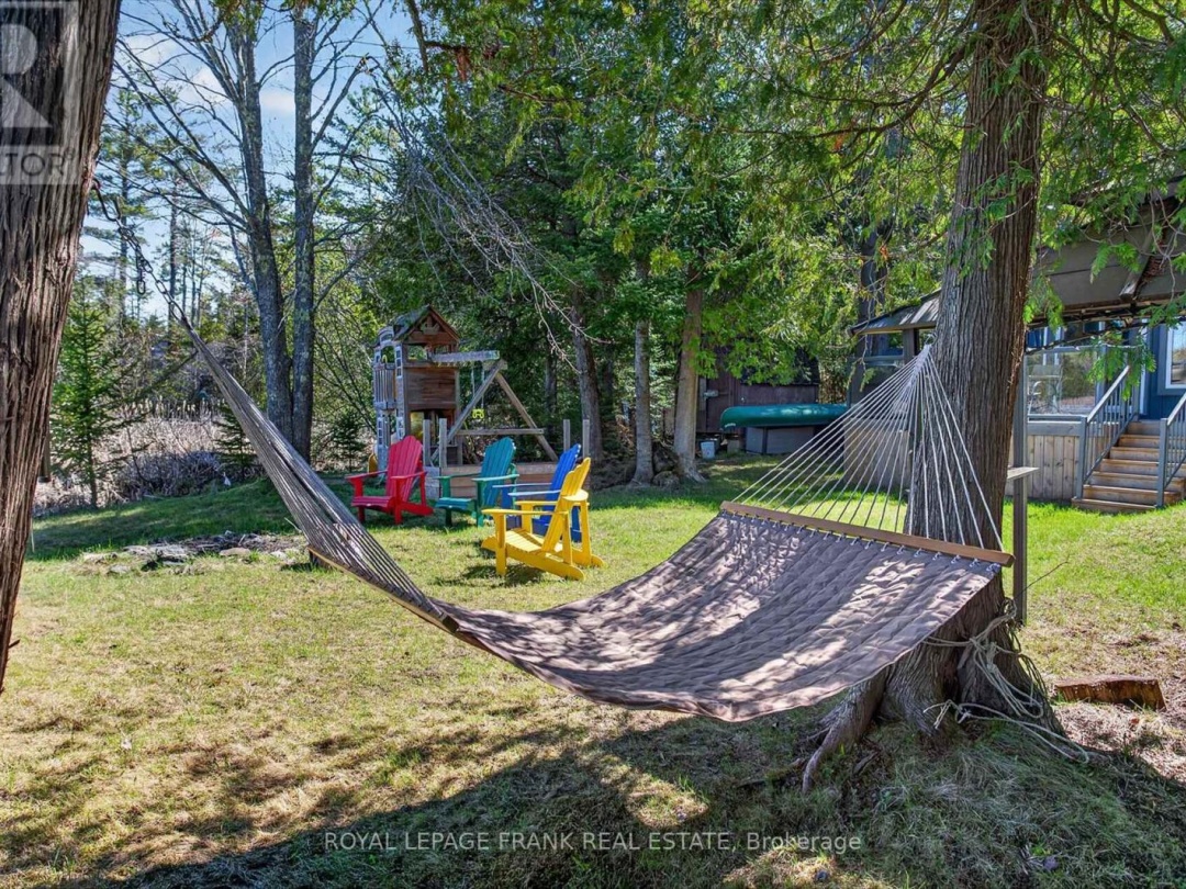 42 SUNSET COURT, Little Bald Lake